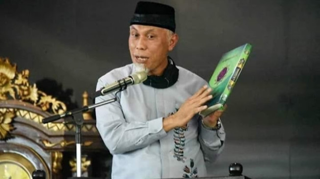 Mahyeldi Beri Izin Warga Sumbar Salat Idul Fitri di Masjid dan Lapangan