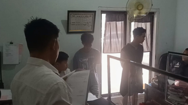 Demi Beli Sabu, Dua Remaja Maling Rumah Warga Diringkus Polres Tebo