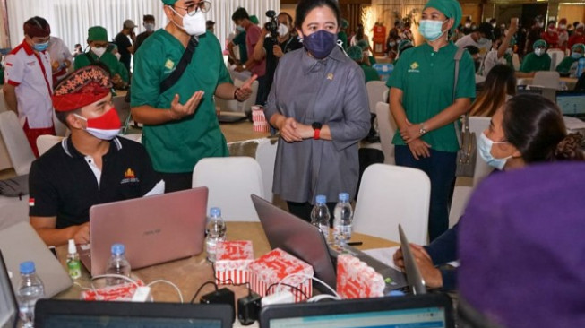Vaksinasi Massal Raih Rekor MURI, Puan Sebut Semangat Kebhinnekaan