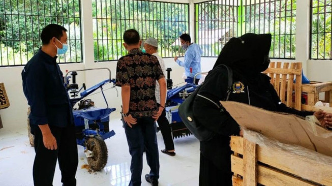 Gali Informasi, Pansus IV Kunjungi Sekolah dan Puskesmas