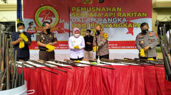 Polda Jambi Musnahkan 197 Senjata Api