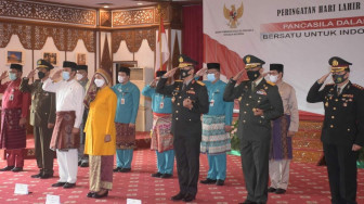 Kapolda Jambi Ikuti Peringatan Hari Lahir Pancasila Bersama Presiden