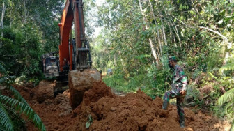 Peningkatan Jalan TMMD 111 Kodim 0420/Sarko Terus Dipacu