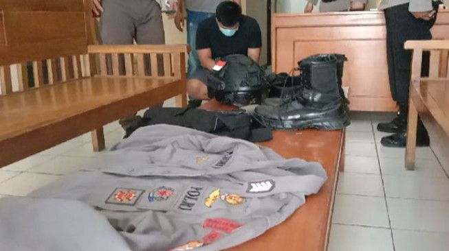 Brimob Apel ke Rumah Pacar Bawa Pistol Mainan, Ternyata Oh Ternyata