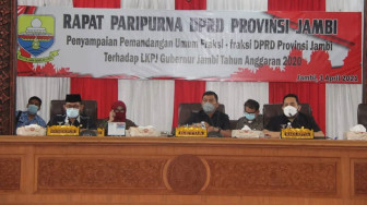 Rapat Paripurna Pandangan Umum Fraksi terhadap LKPJ Gubernur Jambi 2020