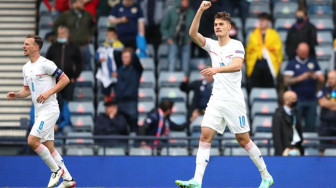 Dua Gol Schick Bawa Ceko Jadi Pemuncak Grup D