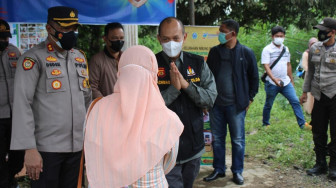 Kapolda Tinjau Posko PPKM Mikro Nibung Putih