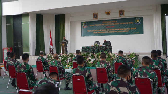 Korem 042/Gapu Terima Penyuluhan Hukum, Danrem : Hindari Pelanggaran dan Taati Hukum