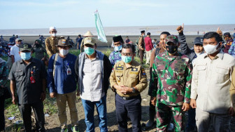 Danrem Garuda Putih Dampingi Gubernur Jambi Dialog dengan Petani Pinang