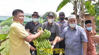 BBS Dampingi HBA ke Ponpes Miftahun Najah