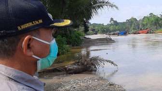 Mashuri Bilang Desa Lubuk Bumbun Akan Tenggelam, Kok Bisa?