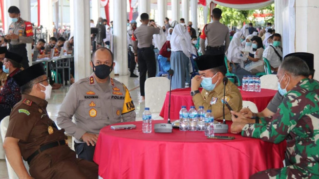 Vaksinasi Merdeka Serentak di Seluruh Indonesia