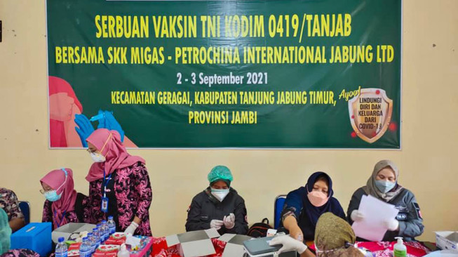 SKK Migas - PetroChina Jabung dan Kodim 0419/Tanjab Adakan Vaksinasi di Tanjabtim