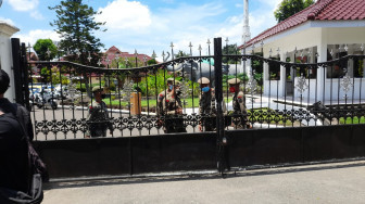 Dongkol Kelakuan Protokol Kemendagri, Ucok Wartawan Viva Emosi