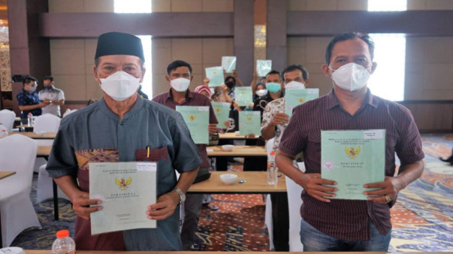 Serahkan Serifikat Gratis di Purbalingga Kementerian ATR/BPN Targetkan 2025 Seluruh Tanah Terdata