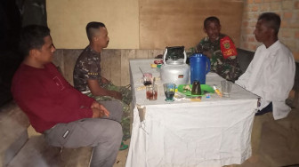 Satgas TMMD Menjalin Komsos dengan Ketua RT