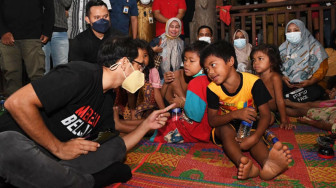 Menginap di Hutan, Nadiem Makarim Belajar dari Orang Rimba