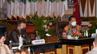 Mendagri Beri Peringatan ke Al Haris: Hati-hati, Jangan Euforia!