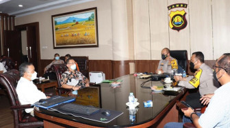 Kapolda Pimpin Rapat Atasi Kebakaran Sumur Minyak Ilegal