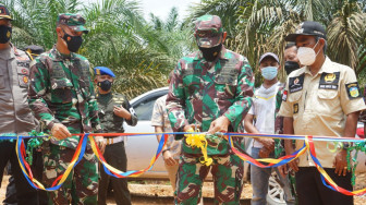 Danrem 042/Gapu Resmikan Jalan Hasil TMMD di Tebo Ilir