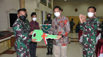 Perkuat Satgas Binter TNI AD, SKK Migas Sumbagsel Bantu Kendaraan Operasional