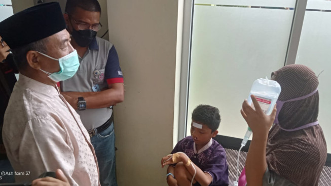 HUT Merangin Berikan Kado untuk Warga