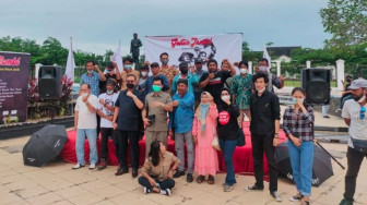 Ketua Pansus Konflik Lahan DPRD Provinsi Jambi Orasi di Panggung Rakyat
