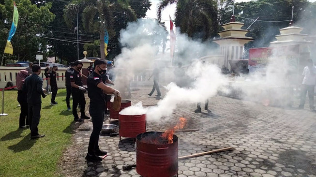 Empat Karung Ganja Dibakar