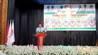 Hari Guru, Bupati Batanghari Janji Sejahterakan Guru Honor