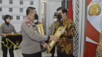 Polda Jambi Beri Penghargaan dan Insentif kepada Nakes