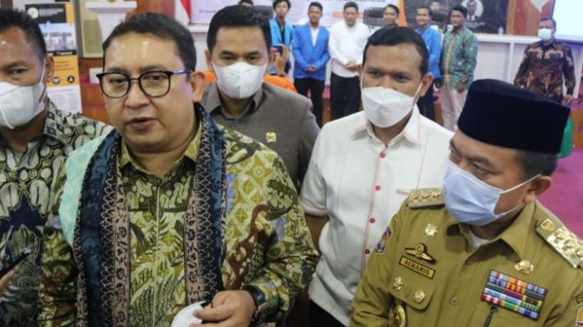Gubernur Haris Sambut Kunker Fadli Zon