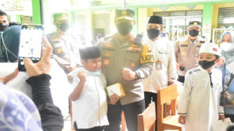Kapolda Ikut Zoom Meeting Vaksinasi Anak Serentak