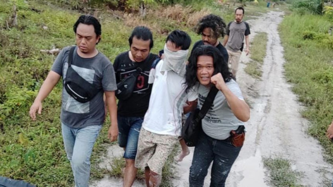 Keren… Tidak Sampai 12 Jam Polisi Ringkus Deby