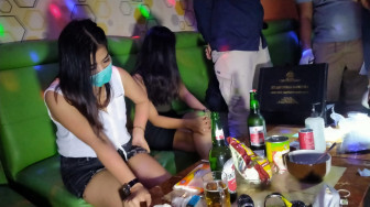 Razia Diduga Bocor, Pemandu Lagu dan Pria Diangkut Polisi