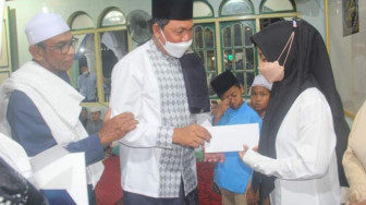 Wabup Hairan Hadiri Peringatan Isra Mi’raj di Masjid Nurul Ihsan
