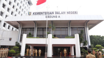 Memperpanjang Masa Jabatan Kepala Daerah 2022 Langgar Aturan