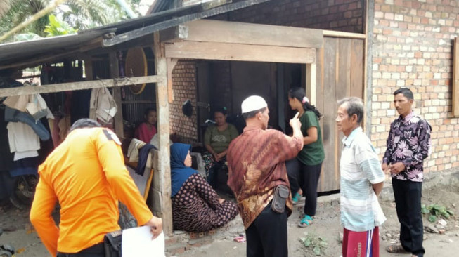 Rumah Rusak DiHajar Puting Beliung, Warga Desa Caturahayu Terpaksa Menumpang