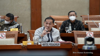 Di Komisi VI DPR RI, Mendag: Stok Migor Kemasan Cukup, Pemerintah Subsidi Migor Curah