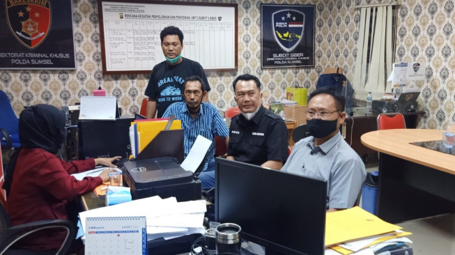 Beritakan Korupsi Duit Masjid Sriwijaya, Pemred Suara Nusantara Diancam Disiram Cuka Getah