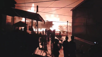 Polisi Masih Selidiki Sebab Kebakaran 8 Rumah Walet di Labuhan Pering