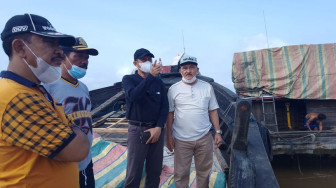 Sekda Cek Kerusakan Jembatan WFC