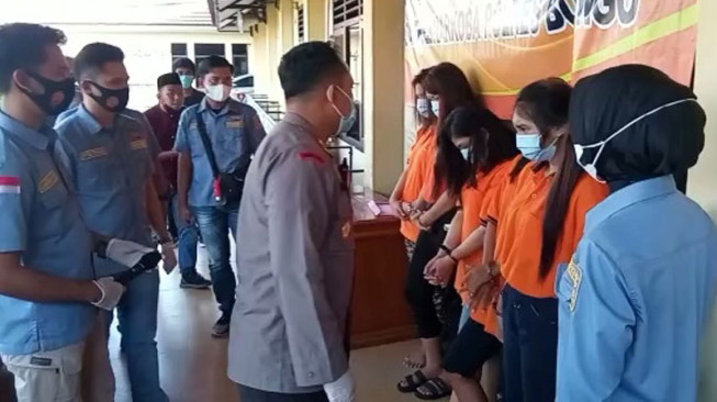 23 Pemakai Narkoba Ditangkap, Lima Gadis Cantik Ikut Diciduk