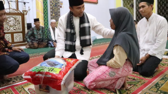 Safari Ramadhan di Batanghari, Edi Purwanto Cek Pembangunan Turap