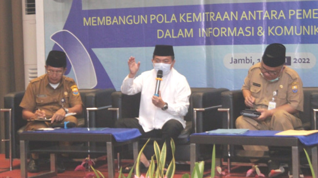 Al Haris : Pers Pilar dalam Demokrasi