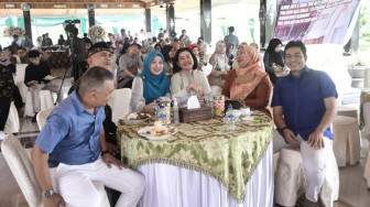 Obati Kerinduan, Bupati Batanghari Bertemu Kawan-kawan Sekolah