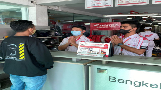Service Berdua Lebih Hemat, Yuk Segera Kunjungi AHASS Terdekat