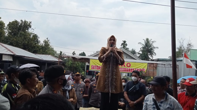 Anita Yasmin : Aksi Penutupan Jalan Truk Batubara Jadi Cambuk Bagi Polres dan Pemkab Batanghari