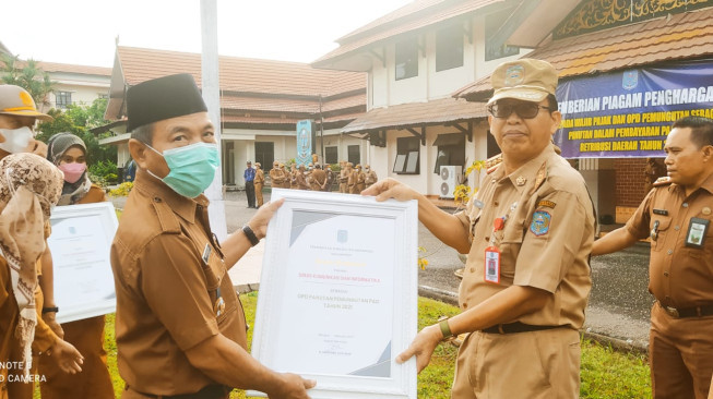 Ini Dia OPD dan Pihak Swasta Di Merangin Taat Bayar Pajak dan Pungut Pajak, Mashuri Ganjar Penghargaan