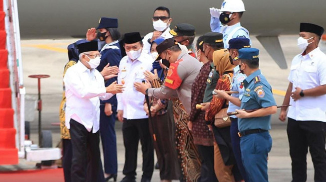 Kapolda Jambi Ikut Sambut Wapres Ma'ruf Amin