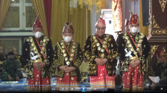 Tiga Pejabat Tinggi Jambi Dianugerahi Gelar Adat